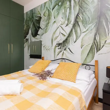Home Factory Estate Praga Kotsisa By Noclegi Renters Warsaw Exterior photo
