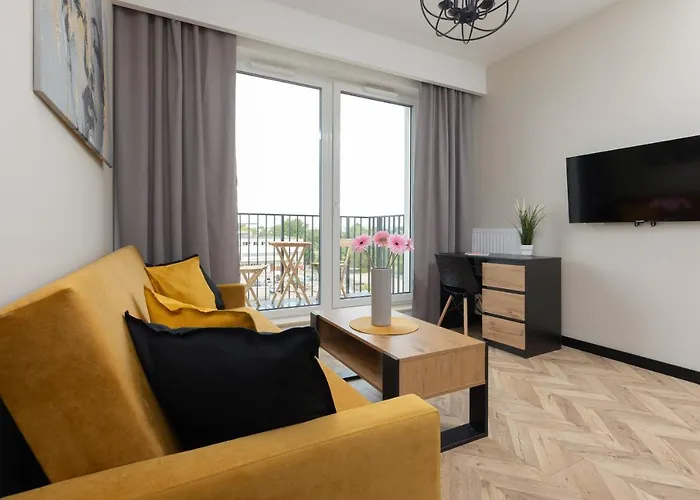 Home Factory Estate Praga Kotsisa By Noclegi Renters