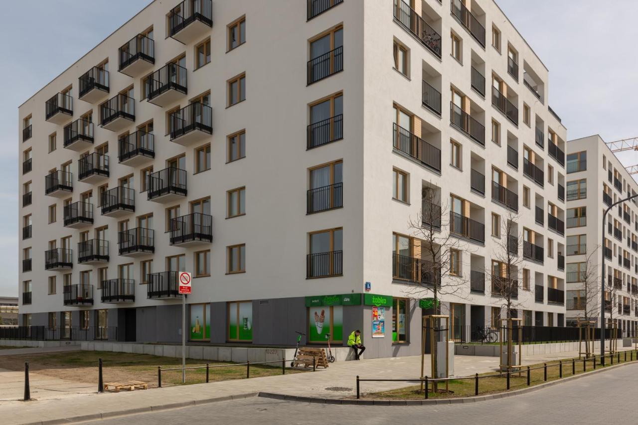 Factory Estate Praga Kotsisa By Renters Apartment