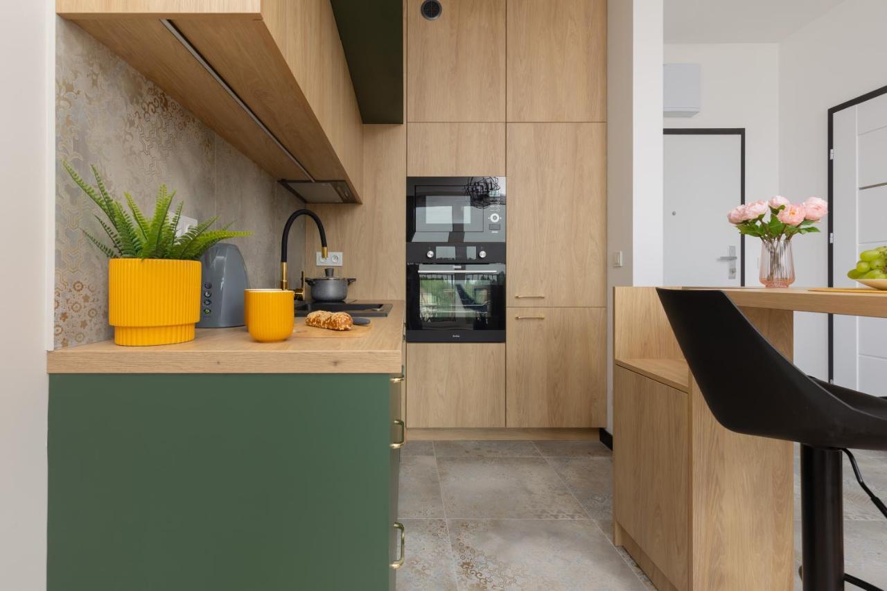 Factory Estate Praga Kotsisa By Renters Warsaw