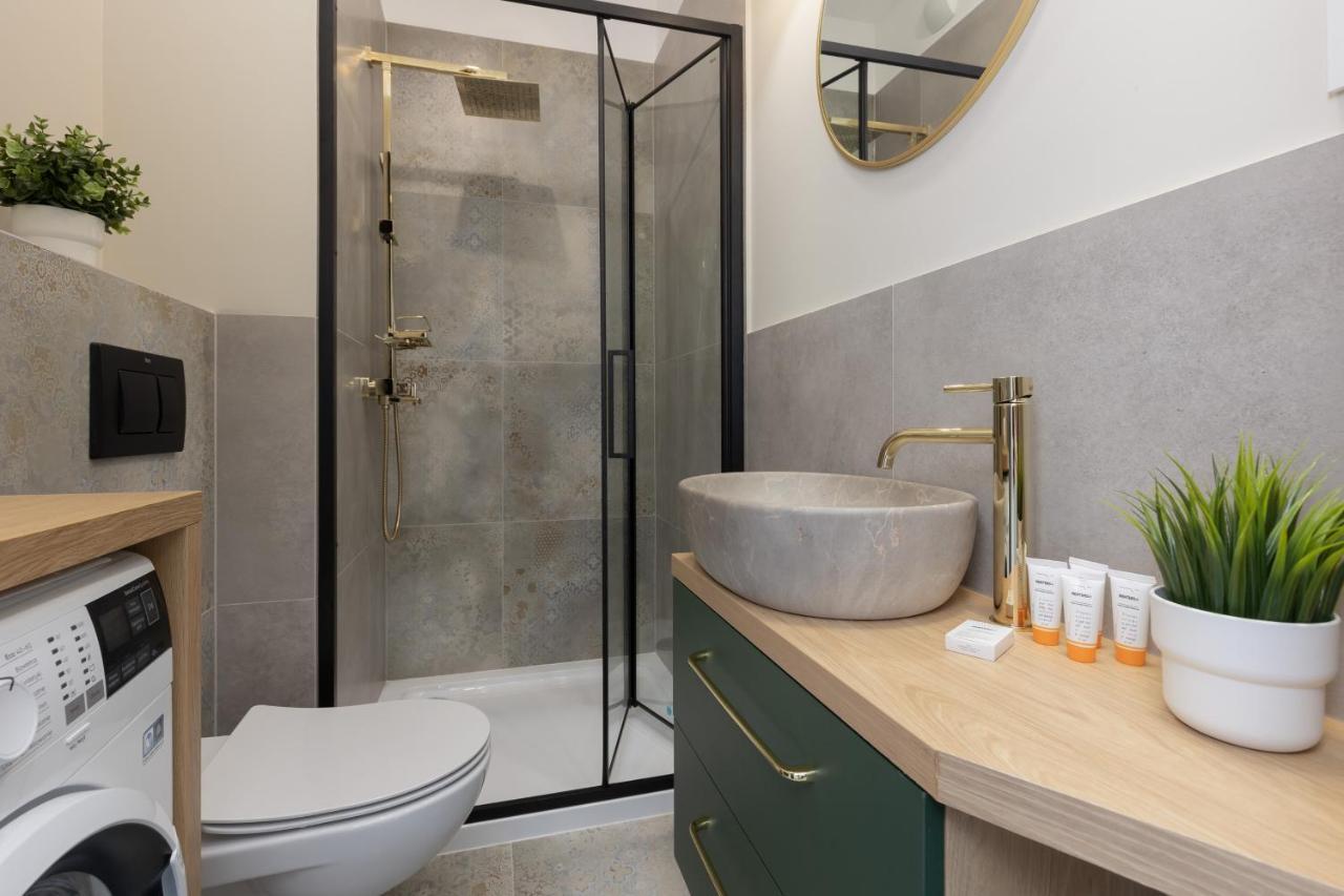 Factory Estate Praga Kotsisa By Renters Apartment Warsaw